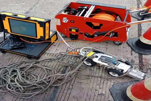 铅山CCTV管道检测机器人