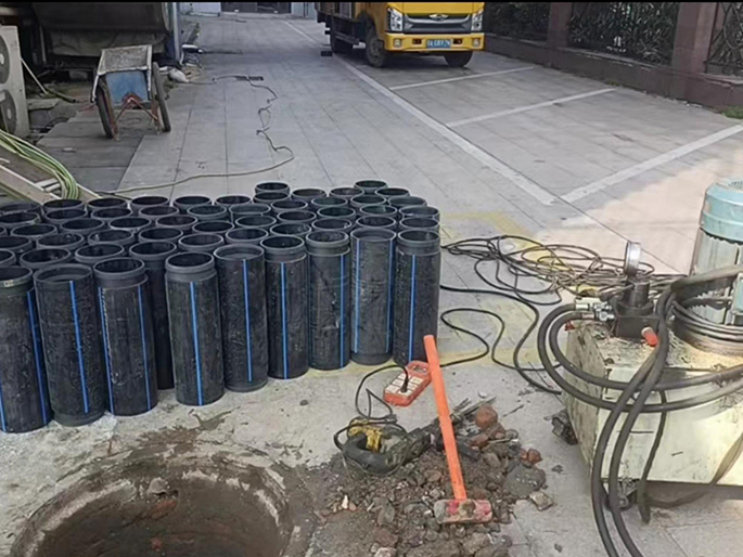 铅山PE置换管厂家 DN315置换管 非开挖管短管置换